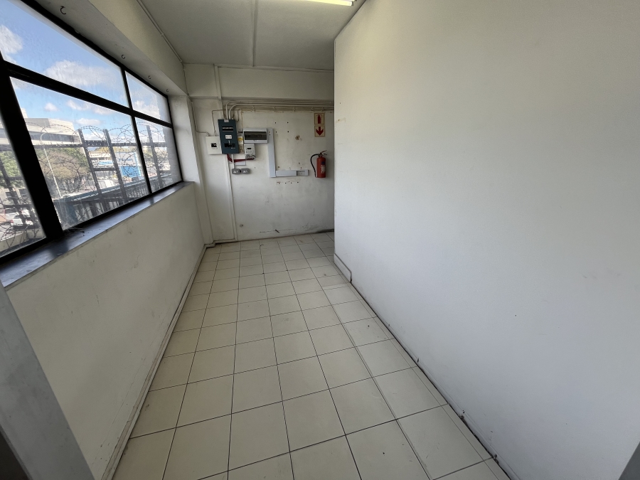 To Let commercial Property for Rent in Bellville Central Western Cape